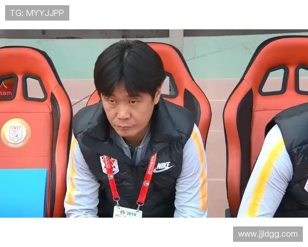 大巴黎点球神话毛巾教练揭秘